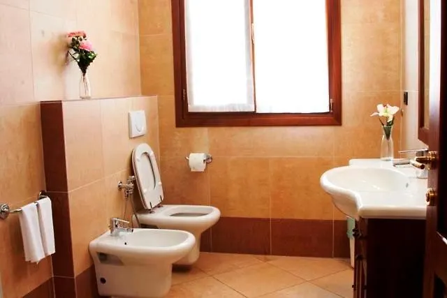 Çiftlik konaklama Agriturismo Mammamaude Otel Granarolo dellʼEmilia İtalya