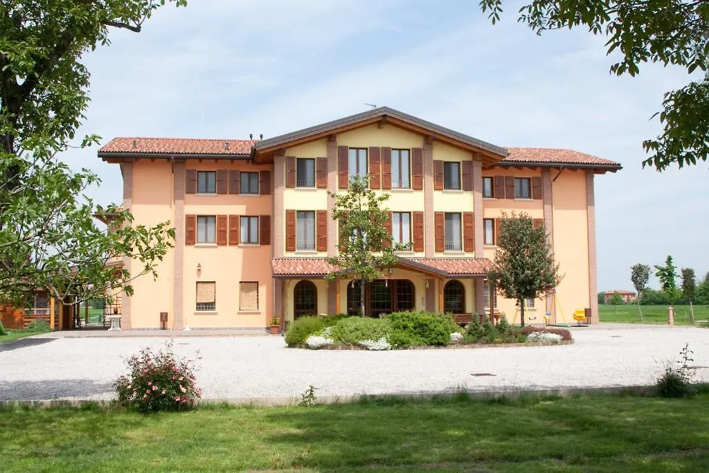 Çiftlik konaklama Agriturismo Mammamaude Otel Granarolo dellʼEmilia